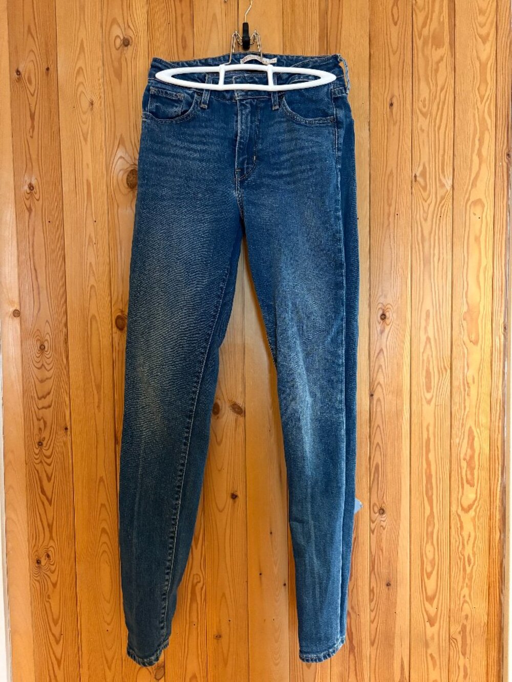 Levis Medium Wash High Waist Skinny Jeans